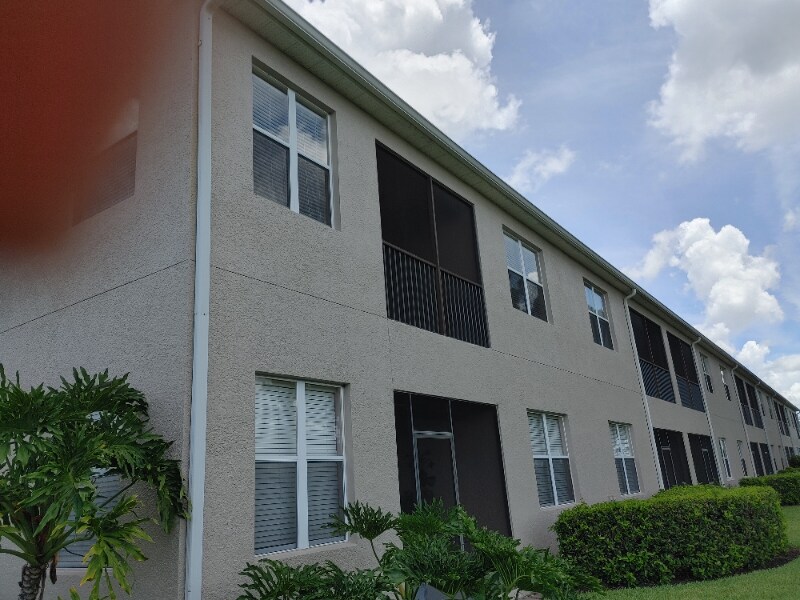 Building Photo - 9441 Myrtle Creek Ln