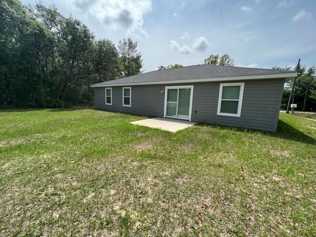 Building Photo - GORGEOUS 3 BD/2BA Home in Beautiful Ocklawaha!!!