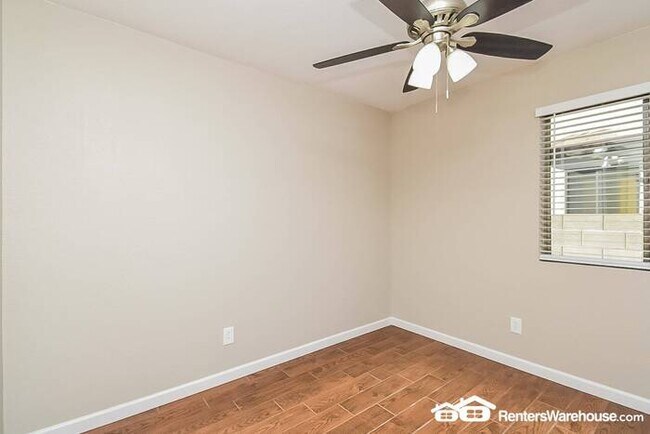 Building Photo - Recently updated 3 Bed, 2 Bath home in Tucson