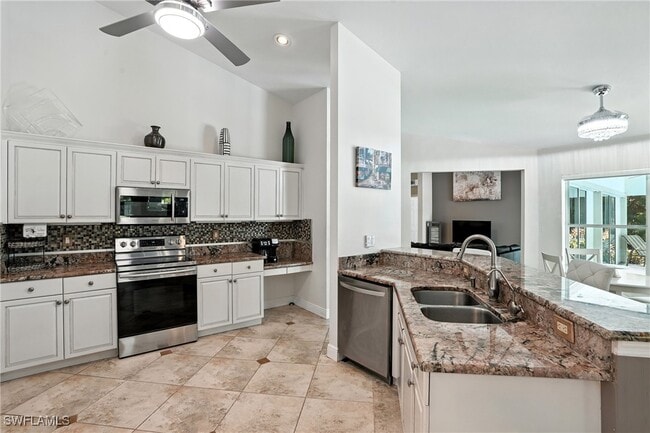 Building Photo - 5891 Golden Oaks Ln