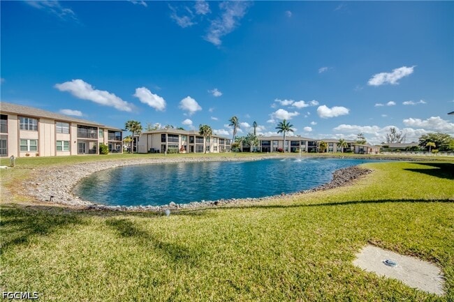 Building Photo - 16881 Davis Rd