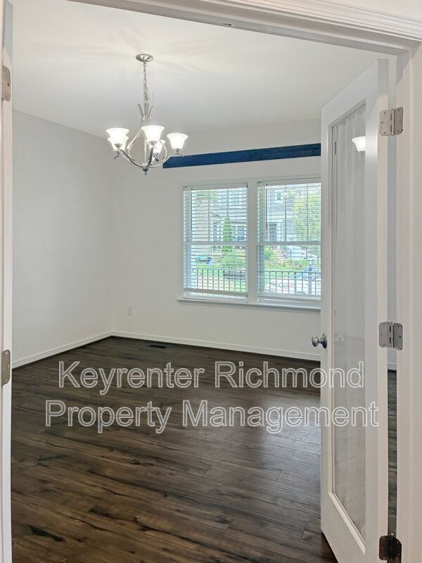 Building Photo - 6519 White Rock Ter