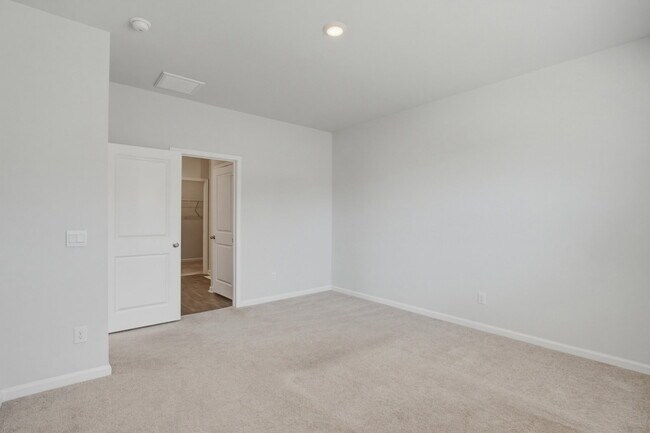 Building Photo - 163 Horizon Rdg Dr