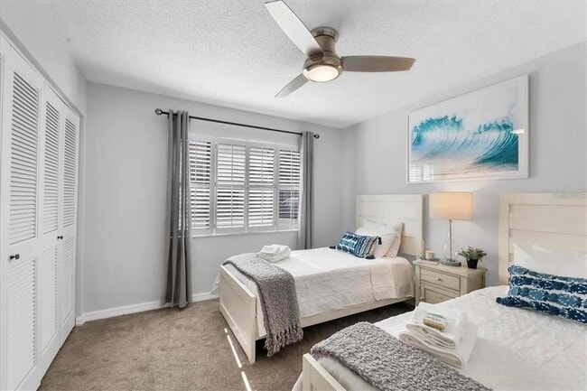 Building Photo - 1640 Stickney Point Rd