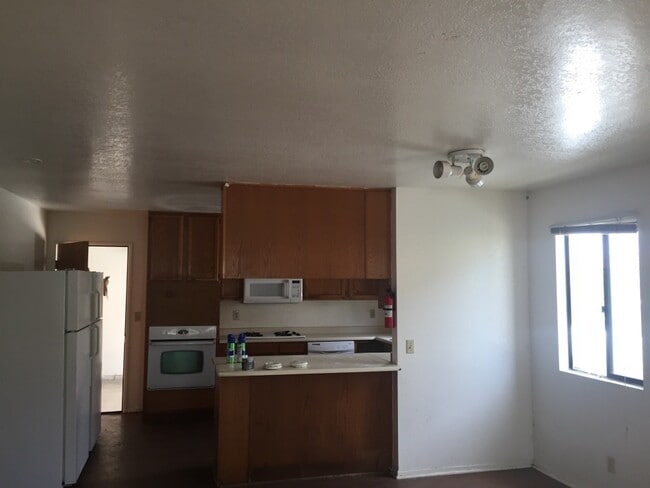 Building Photo - 6709 Trigo Rd