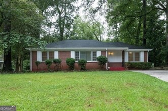 Building Photo - 2293 Vistamont Dr