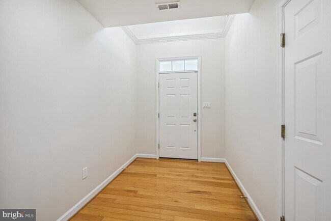 Primary Photo - 4844 Lee Hollow Pl