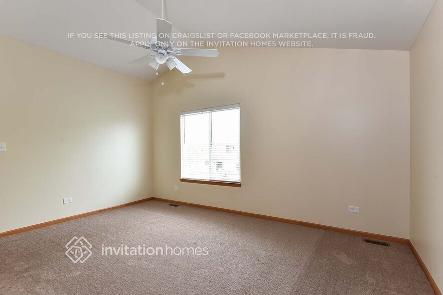 Building Photo - 5907 Alpine Way