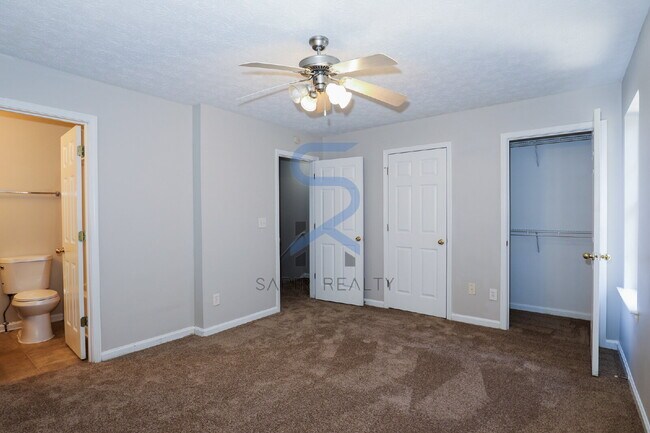 Building Photo - Move in before January 31st and choose your reward: a $250 Amazon Gift Card or a 55" Smart TV!