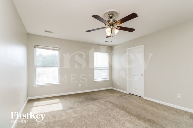 Building Photo - 156 Coosawatchie St