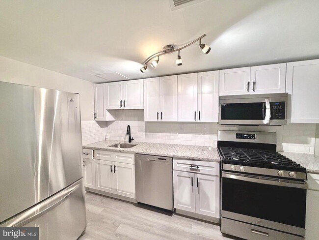 Building Photo - 4120 14th St NW