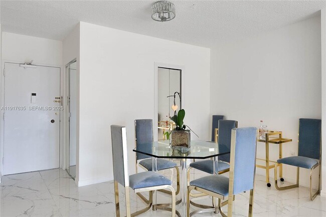 Building Photo - 1965 S Ocean Dr