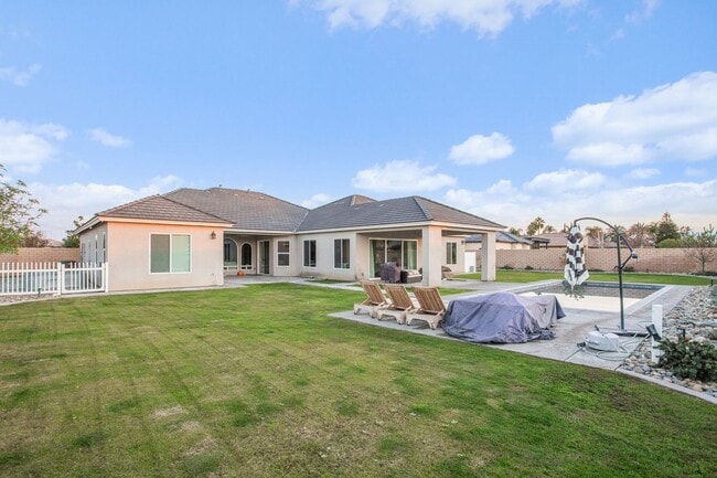 Building Photo - Coming Soon! Stunning 5 Bedroom / 3 Bathroom w/ Pool & Spa in Rosedale - Masterpiece Estates