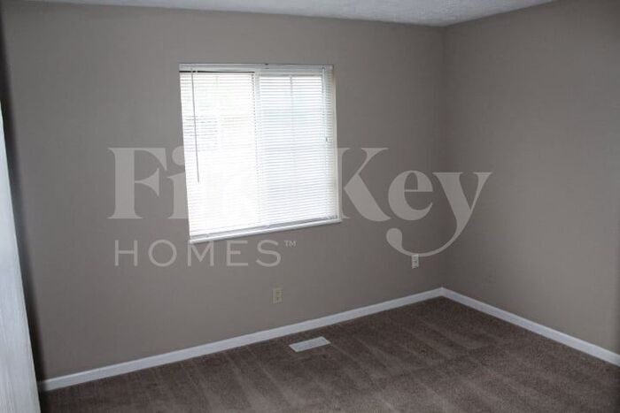 Building Photo - 2923 Grassy Creek Dr