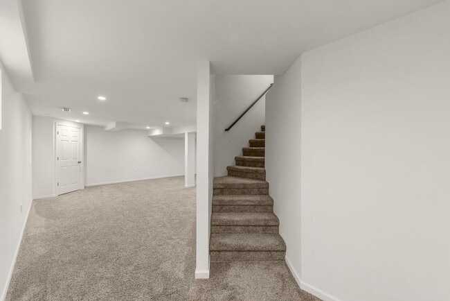 Building Photo - 2430 Caton Crest Ct
