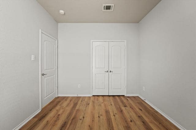 Building Photo - 1005 Meadow Green Ct