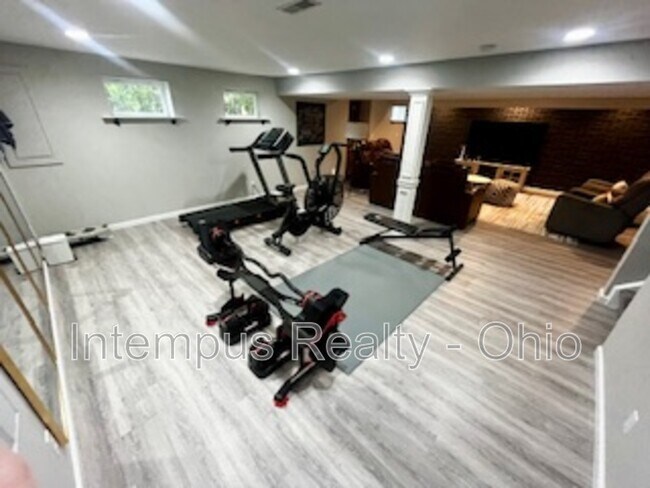 Building Photo - 2449 Anderson Manor Ct