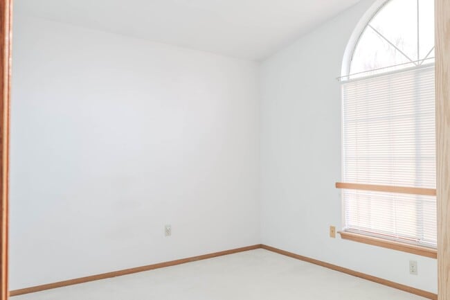 Building Photo - Desirable 3 Bedroom Rambler in Federal Way