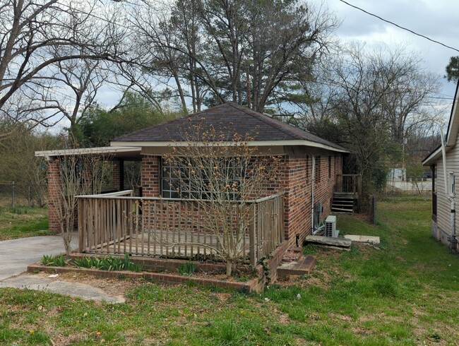 Building Photo - OPEN HOUSE TUESDAY: Lafayette 2 Bedroom 2 ...