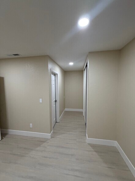 Building Photo - 3579 Haig St
