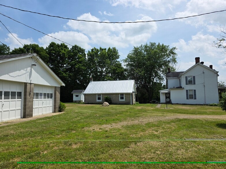 Building Photo - 3686 Cincinnati Brookville Rd
