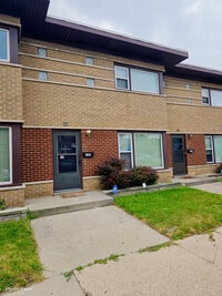 Building Photo - 143 157th St