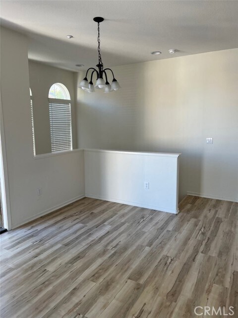 Building Photo - 301 Island Way