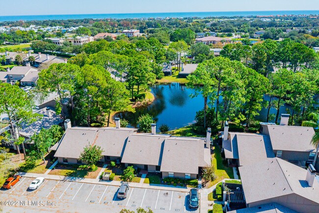 Building Photo - 111 Cranes Lake Dr