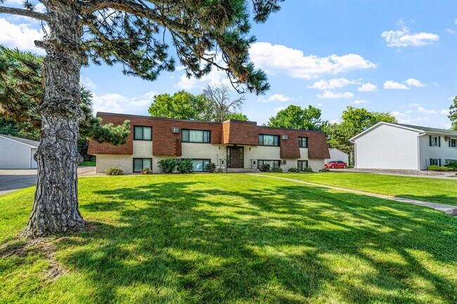 Building Photo - Arcadia Park Quadplexes