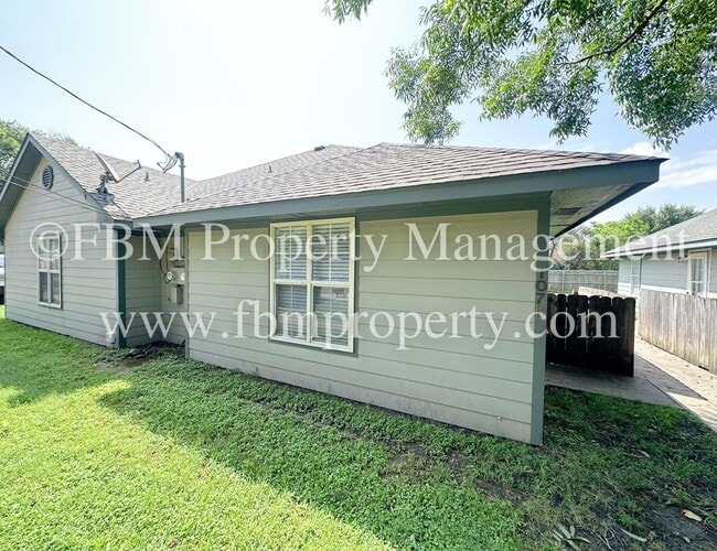 Building Photo - 107 Ave B