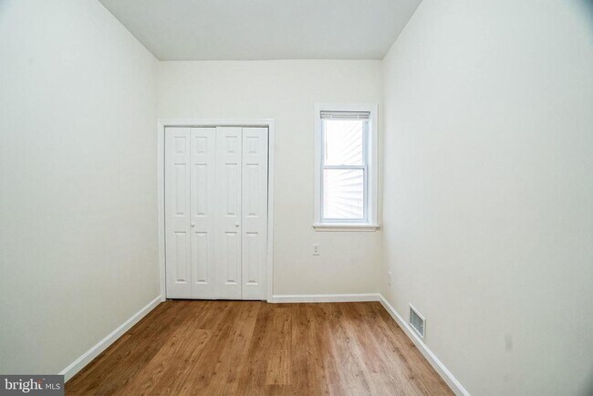 Building Photo - 435 N 32nd St