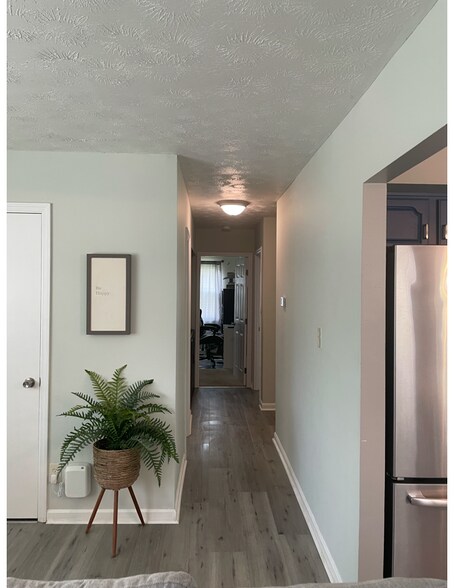 Building Photo - 501 Mohican Dr