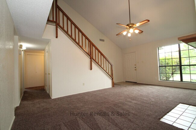 Building Photo - Two-Story Dream!