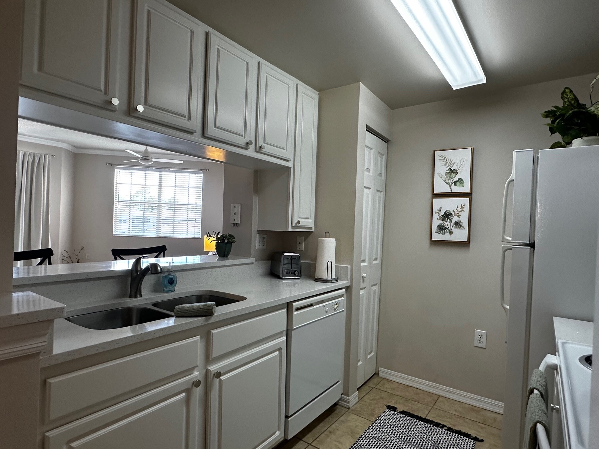 Building Photo - 5551 Bentgrass Dr