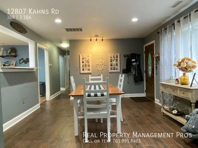 Building Photo - 12807 Kahns Rd