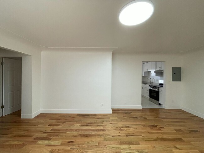 Building Photo - 752 Vrain St