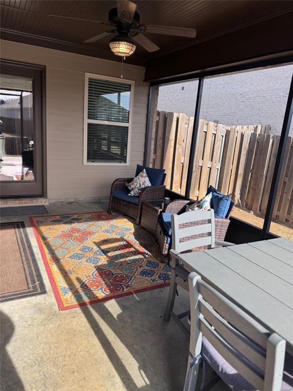 Building Photo - 730 Hedgefield Way