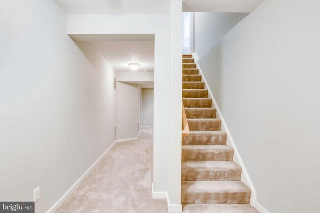Building Photo - 26161 Rachel Hill Dr