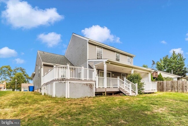 Building Photo - 105 Ridge Ave