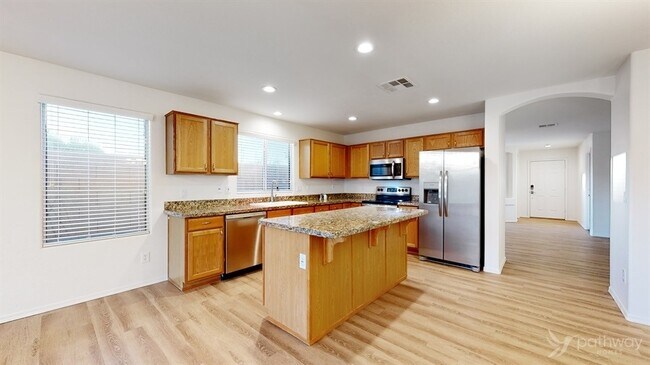 Building Photo - 44336 W McClelland Dr