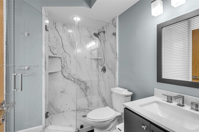 Building Photo - 1500 Ocean Dr