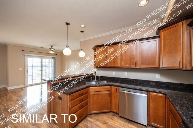 Building Photo - 14105 Airline Ave