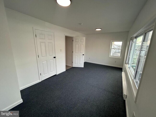 Building Photo - 222 W Patterson St