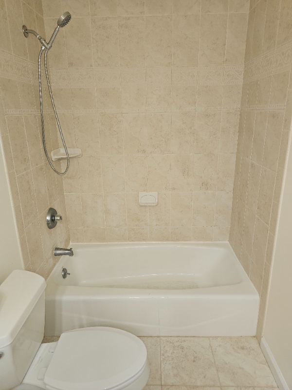 Building Photo - 104 Demarest Ln