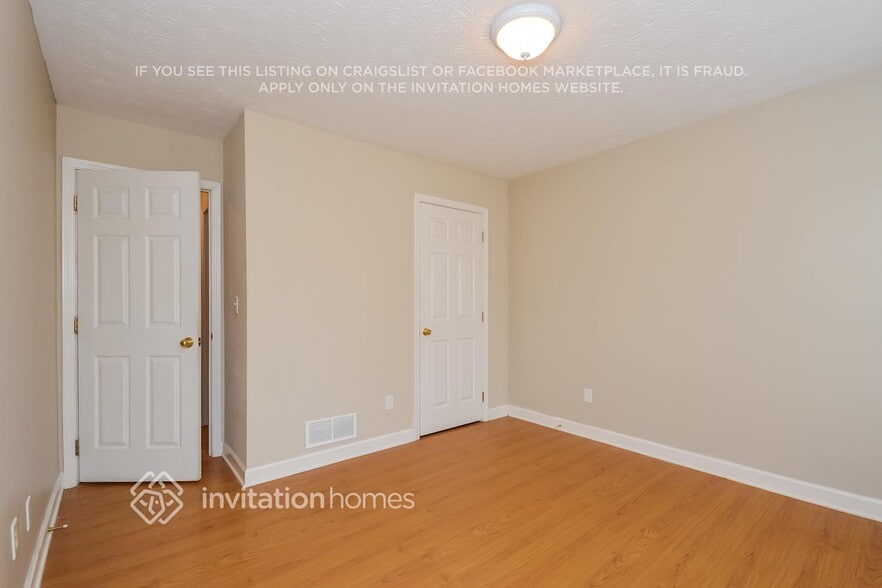 Building Photo - 2021 Bay Ct