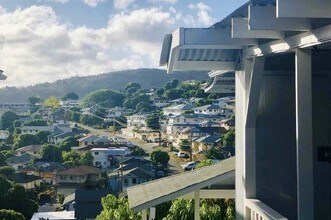 Amazing view - 1910 Naio St
