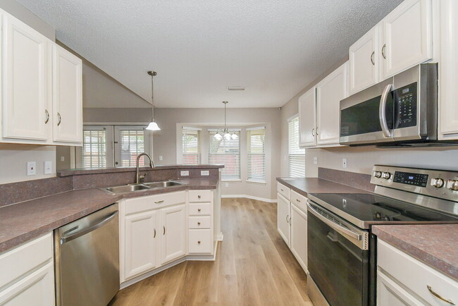 Building Photo - 501 Fallen Timbers Dr