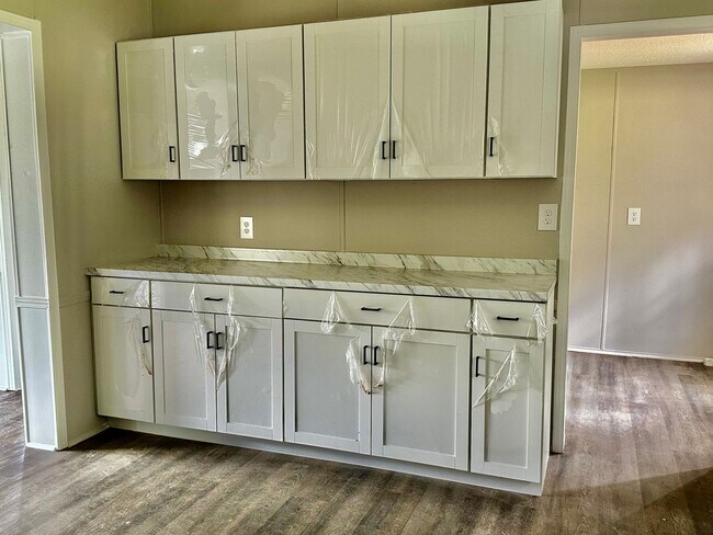 Building Photo - Young Harris-Rental