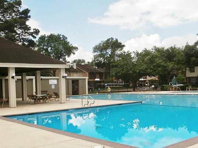 Building Photo - 5800 Lumberdale Rd