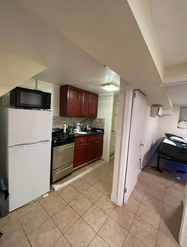 Building Photo - 111 Remsen Ave